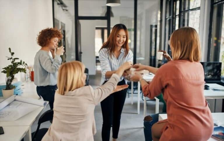 businesswoman serving coffee for colleagues office businesswoman serving coffee for colleagues office