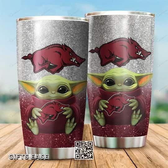 NFL Arkansas Razorbacks Baby Yoda Star Wars Tumbler Gift For Best Friends NFL Arkansas Razorbacks Baby Yoda Star Wars Tumbler Gift For Best Friends
