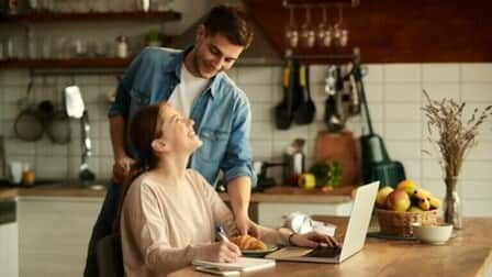 19 Creative Ways to Show Your S.O. You Love Them Without Saying a Word