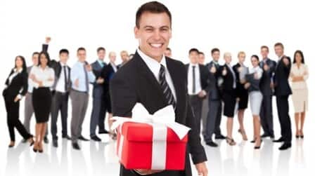 6 Gift Ideas for Large Groups: Creative and Affordable Options for the Holiday Season